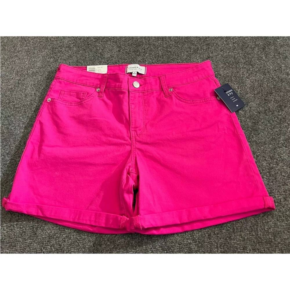 NWT Crown & Ivy Shorts Size 8 Hot Pink Woman’s Mid Rise $54.50 - Picture 1 of 9